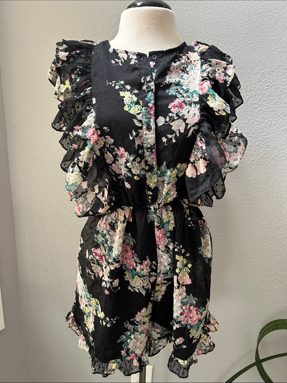 Walter Baker Black Floral Ruffle Romper M